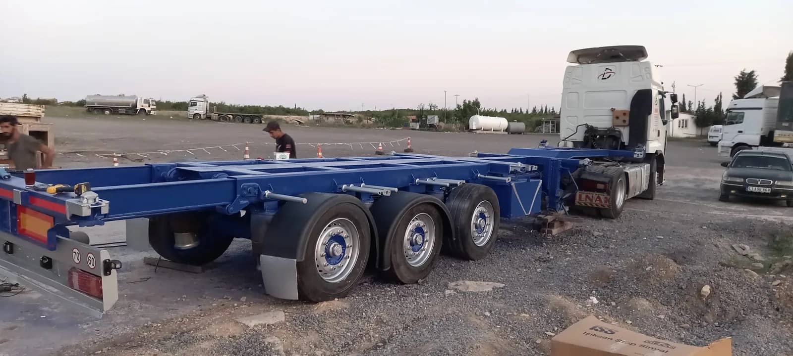 Boyama işlemi tamamlanan dorse